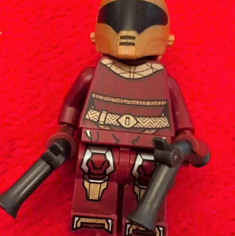 LEGO Dark Red Armor Plastic Minifigure w/ Tan Helmet & 2 Blaster Accessories