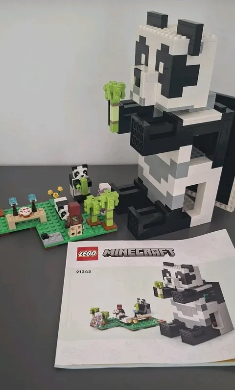 LEGO Minecraft 21245 The Panda Haven Complete Set 553pcs w/ Instruction Booklet