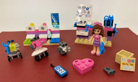 ☆ Lego ☆ Friends : Olivia's Creative Lab Set #41307 - Retired