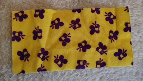 LEGO Duplo Set #2987-1 WINNIE THE POOH Yellow Purple Bees Picnic Blanket Cloth