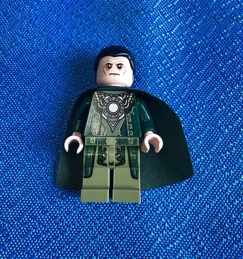 Genuine Lego sh070 Minifig Figurine: The Mandarin