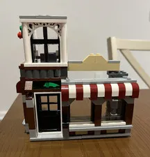 LEGO set 10249 Winter Toy Shop (incomplete, no minifigures) as pictured