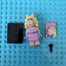 Lego Miss Piggy Muppets Minifigure 71033 Disney Series Collectible