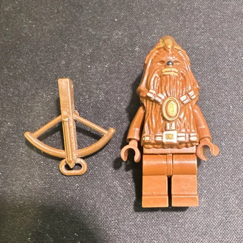 Original LEGO Star Wars Chewbacca Minifigure w/ Brown Crossbow
