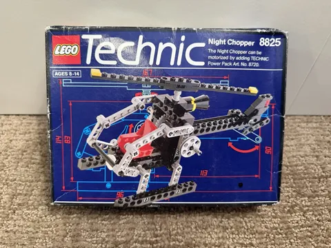 LEGO 8825 Technic Model Airport Night Chopper New and Sealed from 1990