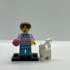 Lego 71048 Series 27 Collectible Minifigure #11 Cat Lover