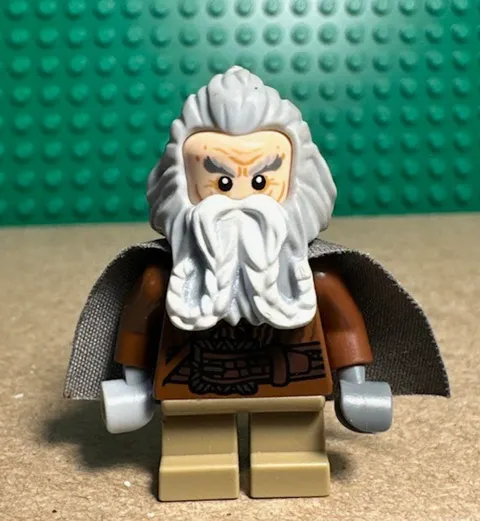 LEGO Oin the Dwarf Minifigure The Hobbit lor056 very nice condition ~ authentic