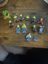 LEGO Alien Conquest Minifigure Lot