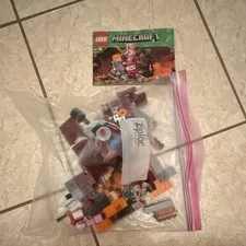 LEGO Minecraft 21185 The Nether Dungeon Bulk Lot 241pcs Steve Age 8+ Bag