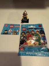 LEGO Minifigures Series 5 Roman Gladiator (item #8805)