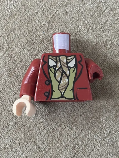 LEGO The Lord of the Rings Bilbo Baggins - Dark Red Coat Torso Damaged