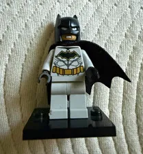 LEGO Lobster-Lovin' Batman Minifigure, Batman Movie Limited Edition Foil 70900