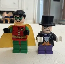 LEGO Batman 7885 Robin (bat025) & Penguin (bat010) Minifigures Near Mint