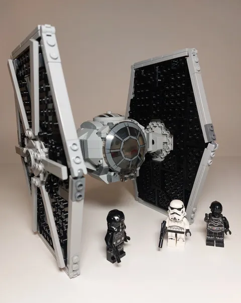 LEGO Star Wars Imperial TIE Fighter 75300  100% Complete w/ Manual & Minifigs
