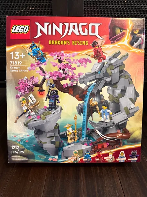 LEGO NINJAGO: Dragon Stone Shrine 71819 NEW Sealed Retired
