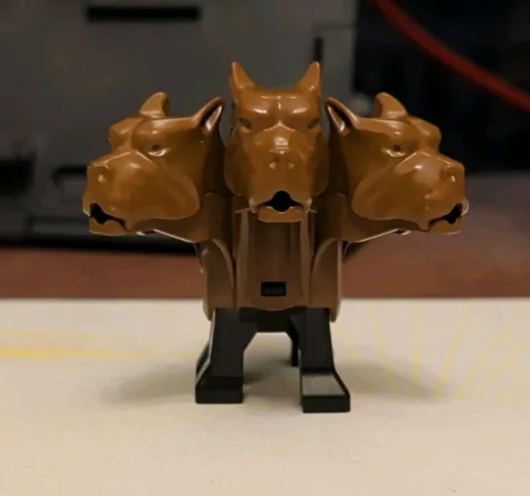 Lego Fluffy Minifigure from Set 4706, HARRY POTTER, Dog, Three-Headed Vintage