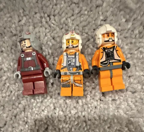 LEGO Minifigure Lot of 3 Pilot Figures 2 Orange 1 Dark Red with Helmets