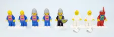 LEGO 6075 / 375 - Vintage Yellow Castle - Knight Minifigure Lot w/ Visors - 1978