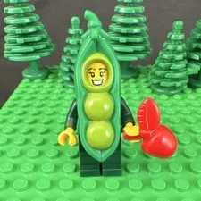 LEGO Peapod Costume Girl minifigure (ID: col360) w/Apple 