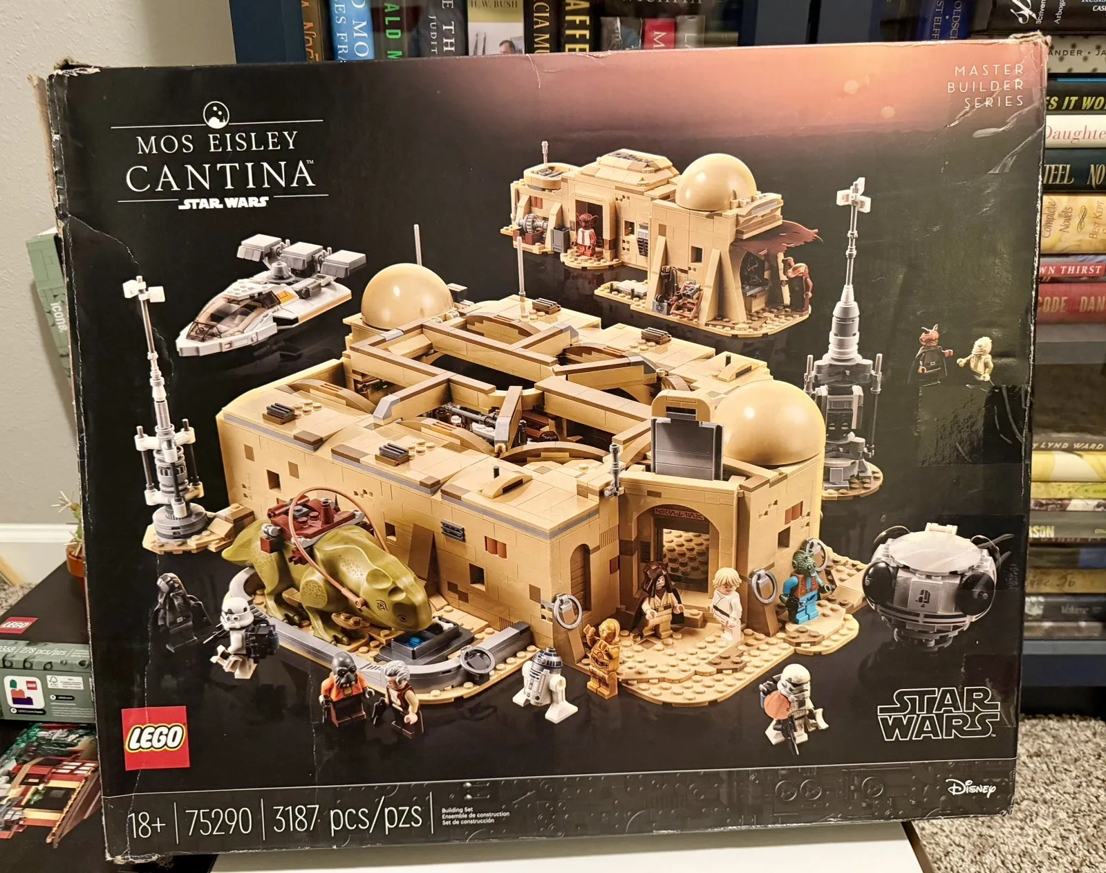 LEGO Star Wars: Mos Eisley Cantina (75290)