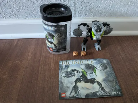 LEGO BIONICLE: Nuhvok-Kal (8573). Used/Complete. See Description!