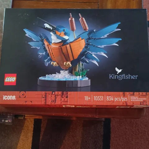 LEGO Icons Kingfisher 10331 Birds Collection 834 pcs 18+ Display Stand