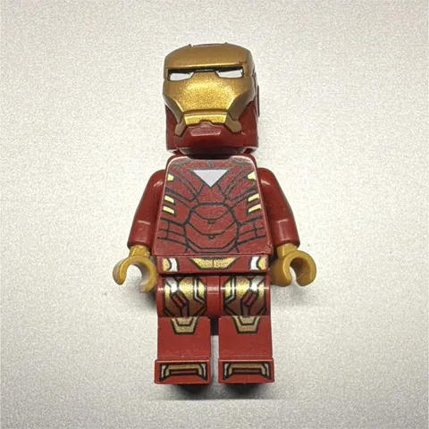 LEGO Marvel Iron Man Minifigure with Helmet & Tony Stark Head
