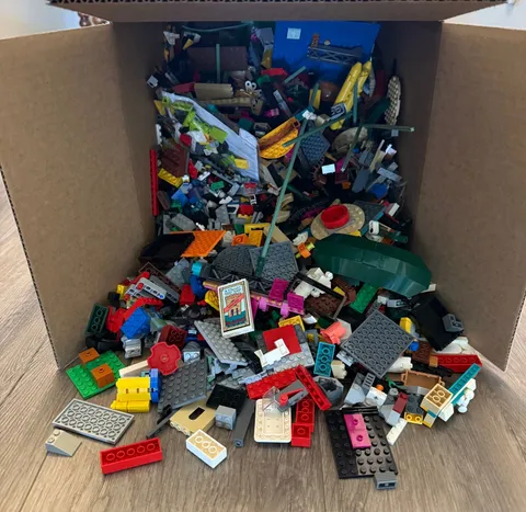 Authentic LEGO Bulk Lot Mixed Bricks Plates Specialty Pieces Approx 13.3 lbs