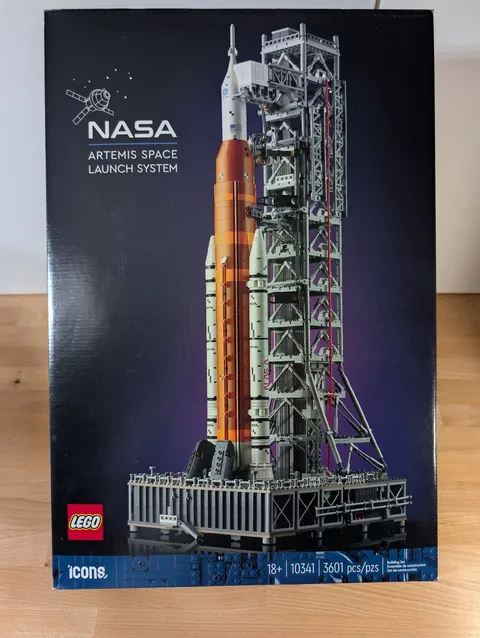LEGO 10341 Artemis Space Launch System NEW & SEALED Icons NASA