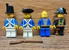 Vintage Lego Pirates Lot of 4 Minifigures