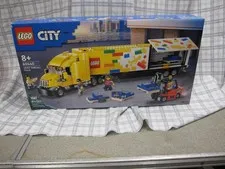 LEGO City 60440 LEGO Delivery Truck Complete Set 1061 pcs Brand New in Box