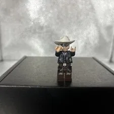 LEGO Lone Ranger Tonto Mine Outfit Minifigure Genuine 2013 Retired Figure