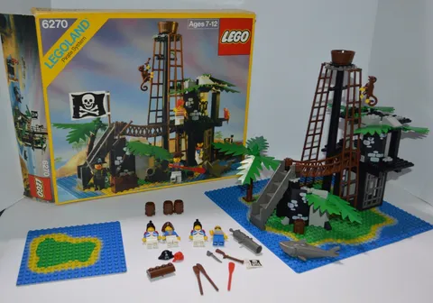 Vintage LEGO Pirates Forbidden Island 6270 Incomplete with Extras