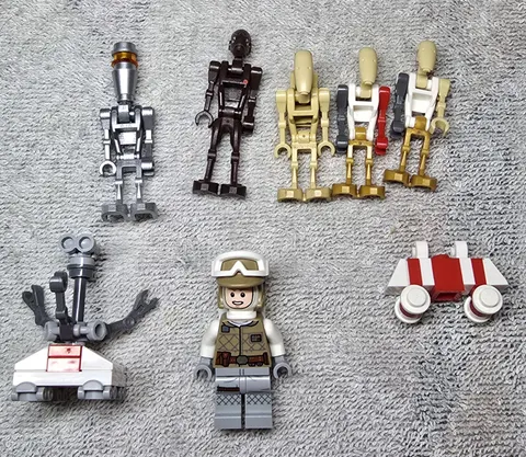 LEGO Star Wars Minifig Lot Droids/other parts