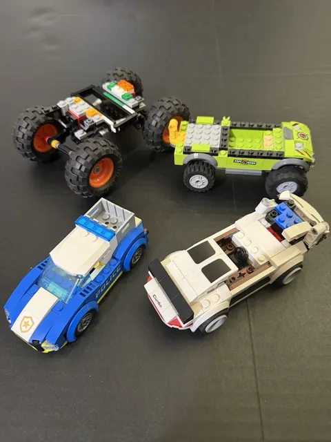 Lot 4 LEGO Cars Police And More Incomplete