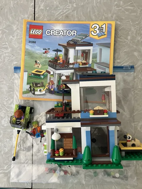LEGO - CREATOR - 3 in 1 - ( SET 31068 - MODULAR MODERN HOME ) - COMPLETE - 2017