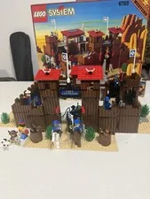 LEGO Fort Legoredo 6762 Western 687 Pieces Complete Set with Minifigures