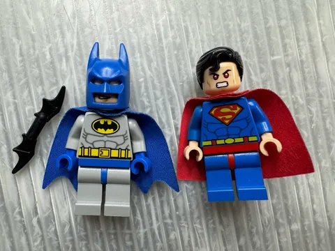 LEGO DC MINIFIGURE LOT Batman Blue Cape Light Bluish Gray Suit & 10724 Superman