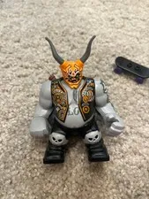 RARE LEGO Ninjago Killow Minifigure with skates and bat
