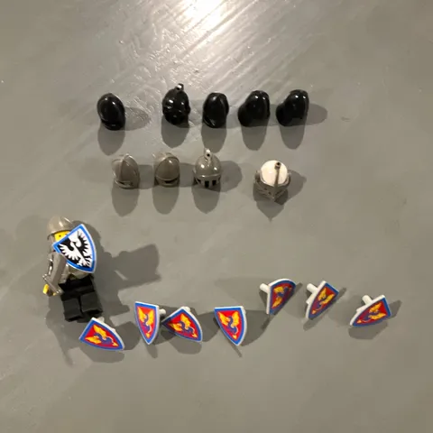 LEGO Minifigure Lot with Helmets and Printed Shields/Flags Accessories