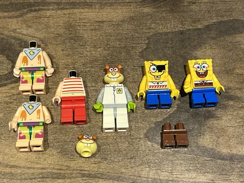 Lego Spongebob Squarepants Minifigure Lot W/ Sandy Cheeks Patrick Incomplete