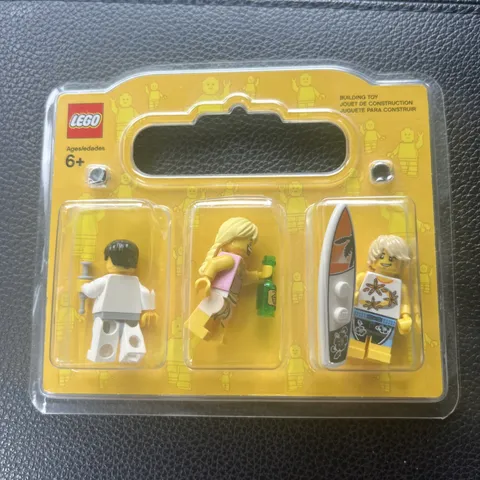 Lego Minifigure 3-Pack #852766 Surf Board, Doctor, Beach Drinker - New 4570203