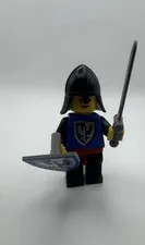 1987 Lego Medieval Knight MiniFigure with sword and shield  