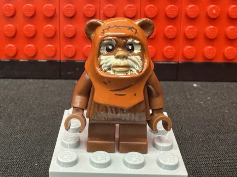 LEGO STAR WARS MINIFIGURE WICKET Sw1218