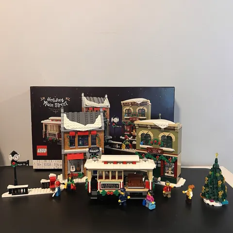 LEGO Icons: Holiday Main Street 10308 Christmas Trolley Winter Village Complete