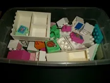 Lot of Duplo kitchen pieces   (47 pieces)