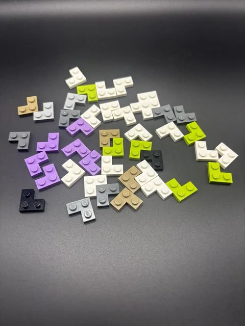 Lot of 40+ Flat LEGO 1x3 Corner Plates Multi Color Assorted Colors