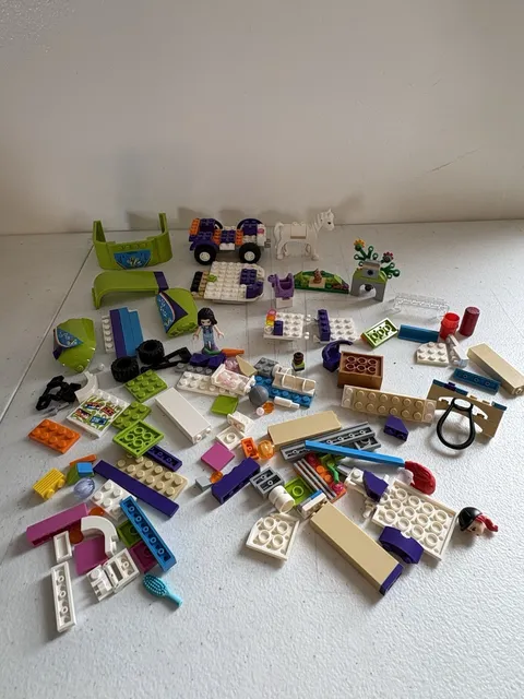 LEGO Friends Mixed Lot – Olivia Minidoll, Horse, Rabbit, Wagon, Incomplete