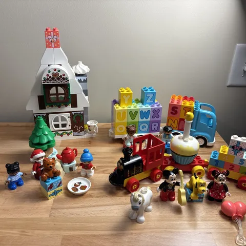 Lego Duplo Lot 10941, 10976, And 10421 