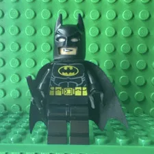LEGO Batman Minifigure Black Suit w/ Cape and helmet 2012 super heroes Batman 2 